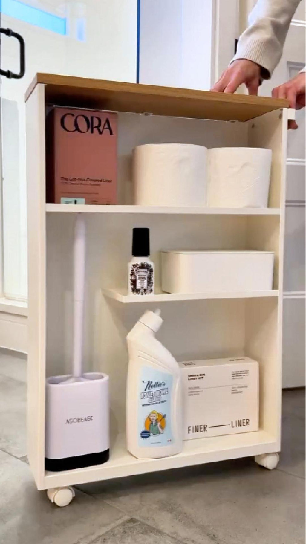 خزانة تخزين ذكية للحمّام – تنظيم مثالي للمساحات الصغيرة